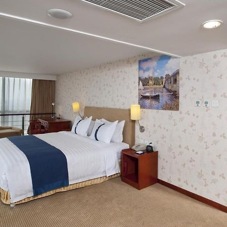 Holiday Inn Express Tianjin Dongli, An Ihg Hotel Exterior foto
